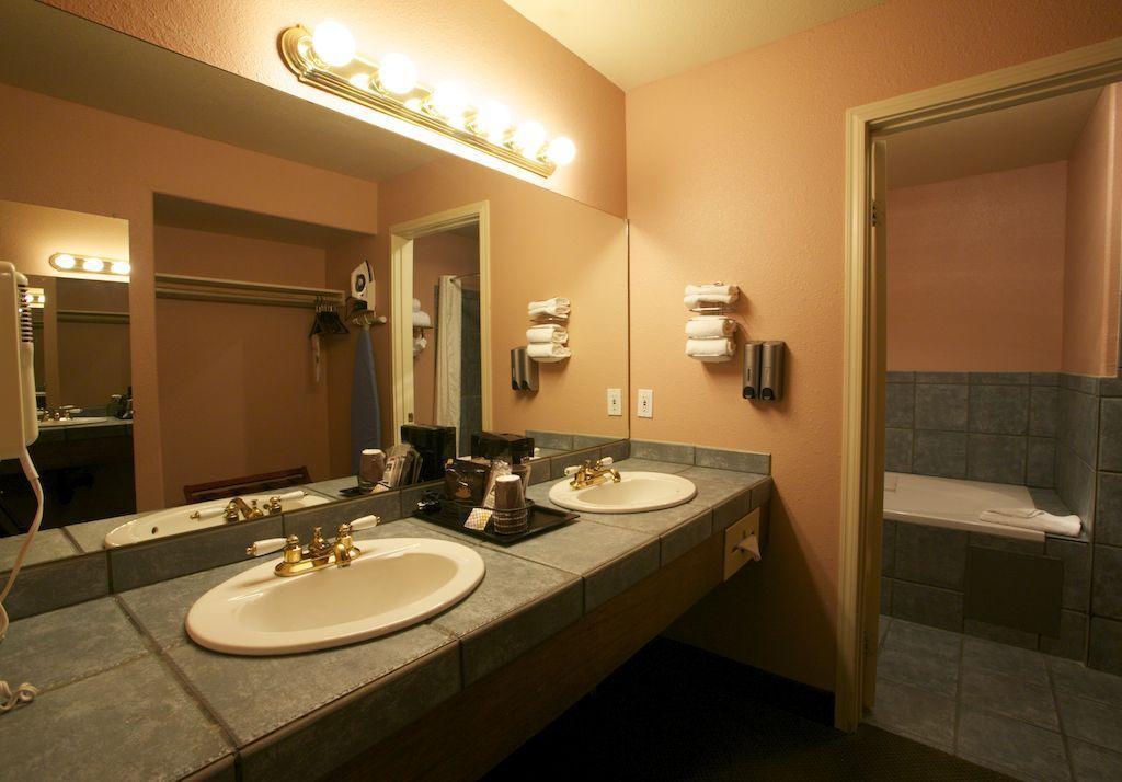 Comfort Inn & Suites Мохаве Экстерьер фото